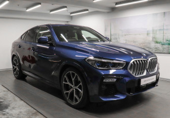 Подержанный автомобиль BMW X6 2020 года (3 фото)