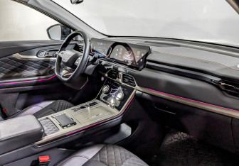 Подержанный автомобиль Exeed TXL 2022 года (11 фото)