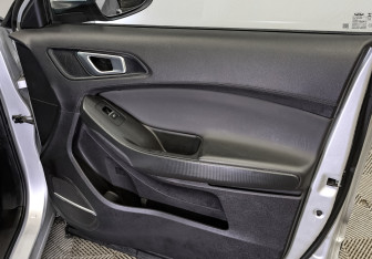 Подержанный автомобиль Chery Tiggo 4 2022 года (22 фото)