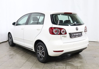 Подержанный автомобиль Volkswagen Golf Plus 2013 года (6 фото)