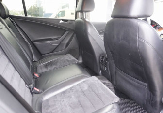 Подержанный автомобиль Volkswagen Passat Sedan 2008 года (10 фото)