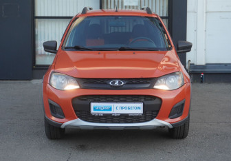 Подержанный автомобиль LADA (ВАЗ) Kalina Wagon 2015 года (2 фото)
