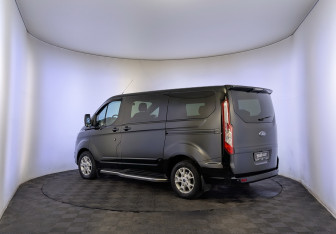 Подержанный автомобиль Ford Tourneo Connect Compactvan 2021 года (7 фото)
