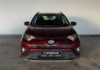 Подержанный автомобиль Toyota RAV4 2016 года (2 фото)
