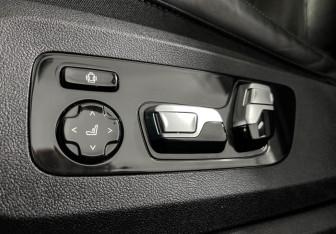 Подержанный автомобиль BMW X7 2020 года (17 фото)