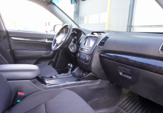 Подержанный автомобиль Kia Sorento 2018 года (11 фото)
