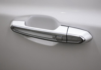 Подержанный автомобиль Cadillac XT5 2016 года (29 фото)