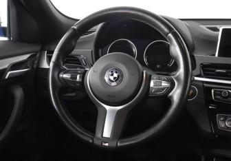 Подержанный автомобиль BMW X2 2019 года (14 фото)