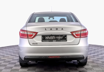 Подержанный автомобиль LADA (ВАЗ) Vesta Sedan 2018 года (6 фото)
