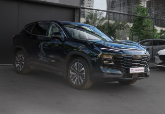 Подержанный автомобиль Jetour Dashing 2023 года (3 фото)