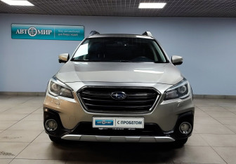 Подержанный автомобиль Subaru Outback Wagon 2018 года (2 фото)