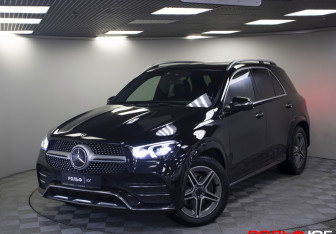 Подержанный автомобиль Mercedes-Benz GLE 2019 года (25 фото)