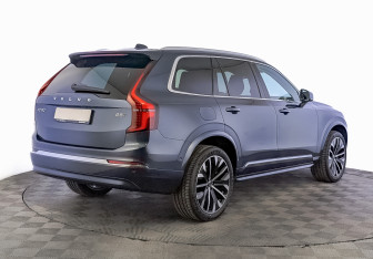 Новый Volvo XC90 2025 (2 фото)