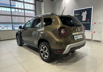 Подержанный автомобиль Renault Duster 2021 года (6 фото)