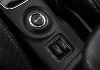 Подержанный автомобиль Mitsubishi Outlander 2016 года (14 фото)