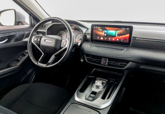 Подержанный автомобиль Haval Jolion 2022 года (29 фото)