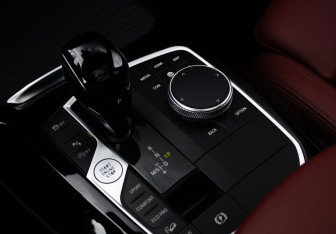 Подержанный автомобиль BMW X3 2021 года (20 фото)
