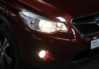 Подержанный автомобиль Subaru XV 2012 года (20 фото)