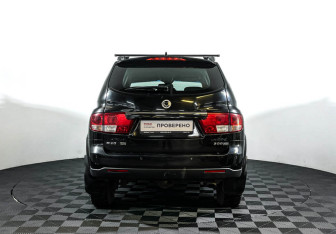 Подержанный автомобиль SsangYong Kyron 2012 года (6 фото)