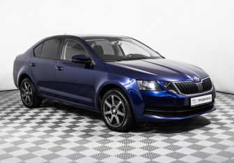 Подержанный автомобиль Skoda Octavia Liftback 2017 года (3 фото)