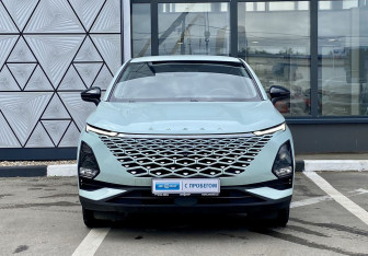 Подержанный автомобиль Omoda C5 2023 года (2 фото)