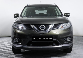 Подержанный автомобиль Nissan X-Trail 2016 года (2 фото)