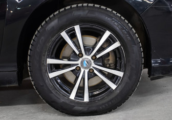 Подержанный автомобиль Peugeot 408 2012 года (18 фото)