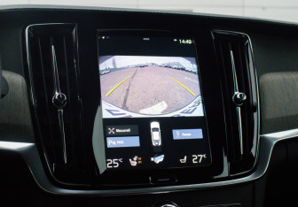 Подержанный автомобиль Volvo S90 2020 года (17 фото)