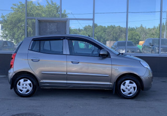 Подержанный автомобиль Kia Picanto 2009 года (4 фото)