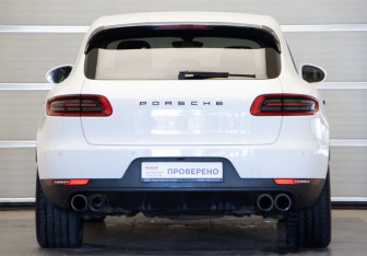 Подержанный автомобиль Porsche Macan 2014 года (5 фото)