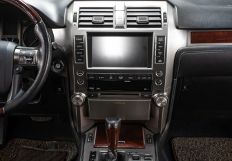 Подержанный автомобиль Lexus GX 2013 года (16 фото)