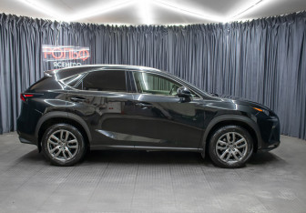 Подержанный автомобиль Lexus NX 2019 года (4 фото)