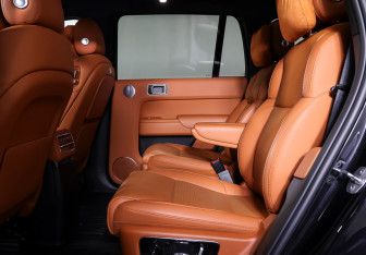 Подержанный автомобиль LiXiang L9 2023 года (12 фото)