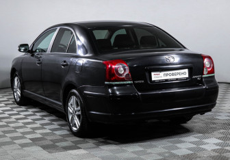 Подержанный автомобиль Toyota Avensis Sedan 2007 года (7 фото)