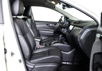 Подержанный автомобиль Nissan Qashqai 2018 года (11 фото)