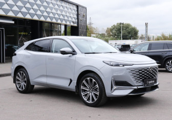 Подержанный автомобиль Changan UNI-K 2024 года (3 фото)