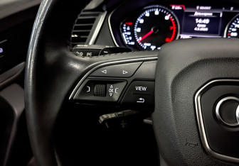 Подержанный автомобиль Audi Q5 2020 года (26 фото)
