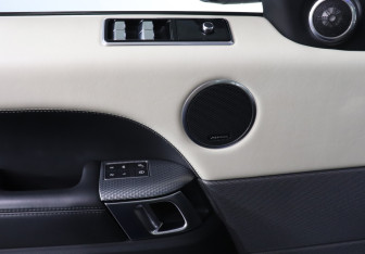 Подержанный автомобиль Land Rover Range Rover Sport 2019 года (21 фото)