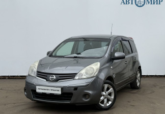 Подержанный автомобиль Nissan Note 2011 года (1 фото)
