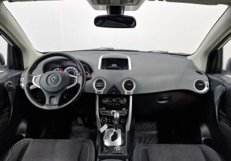 Подержанный автомобиль Renault Koleos 2013 года (14 фото)