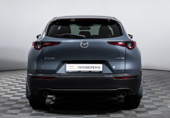 Подержанный автомобиль Mazda CX-30 2021 года (6 фото)