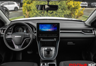 Подержанный автомобиль Haval M6 2023 года (10 фото)