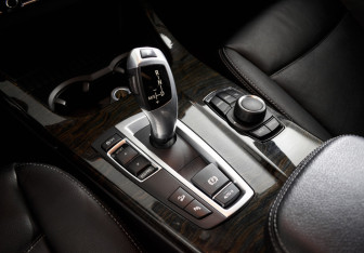 Подержанный автомобиль BMW X3 2014 года (14 фото)
