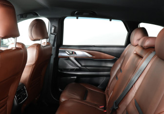 Подержанный автомобиль Mazda CX-9 2019 года (12 фото)