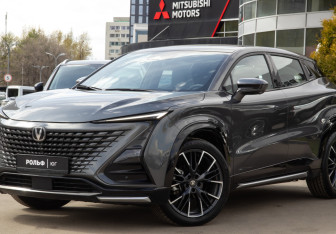 Подержанный автомобиль Changan UNI-T 2023 года (24 фото)