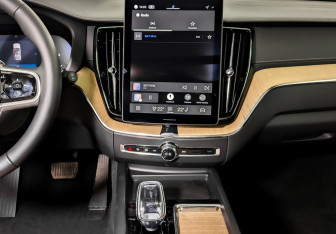 Новый Volvo XC60 2025 (11 фото)