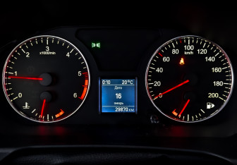 Подержанный автомобиль УАЗ Patriot 2024 года (12 фото)