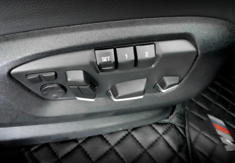 Подержанный автомобиль BMW X5 2018 года (24 фото)