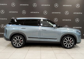 Подержанный автомобиль Jaecoo J7 2023 года (4 фото)