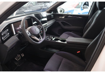 Новый Volkswagen Tiguan 2025 (9 фото)